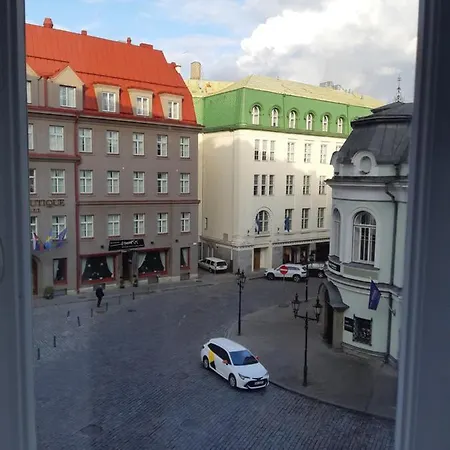Апартаменты Daily At Liberty Square With Jacuzzi And Free Parking