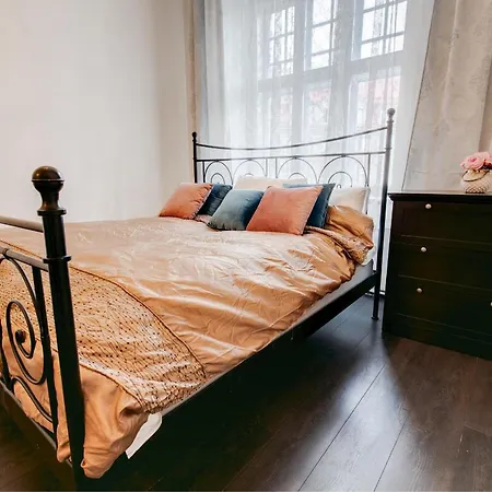 Daily At Liberty Square With Jacuzzi And Free Parking Apartment